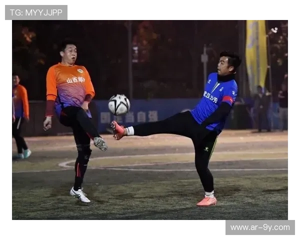 《足球大战短剧热播引发热议，观众热衷激情竞技与剧情碰撞的双重魅力》