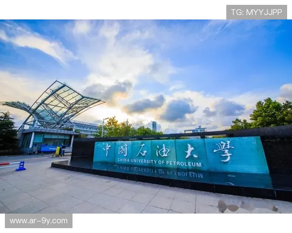 凝聚泗阳足球队精神激扬壮丽奋斗力量共筑青春荣光篇章开创辉煌未来