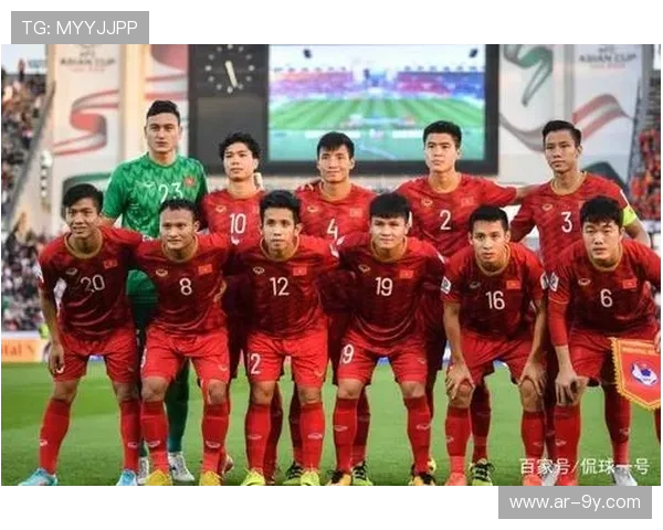 广海足球文化深度探讨：越南足球崛起与未来发展潜力解析